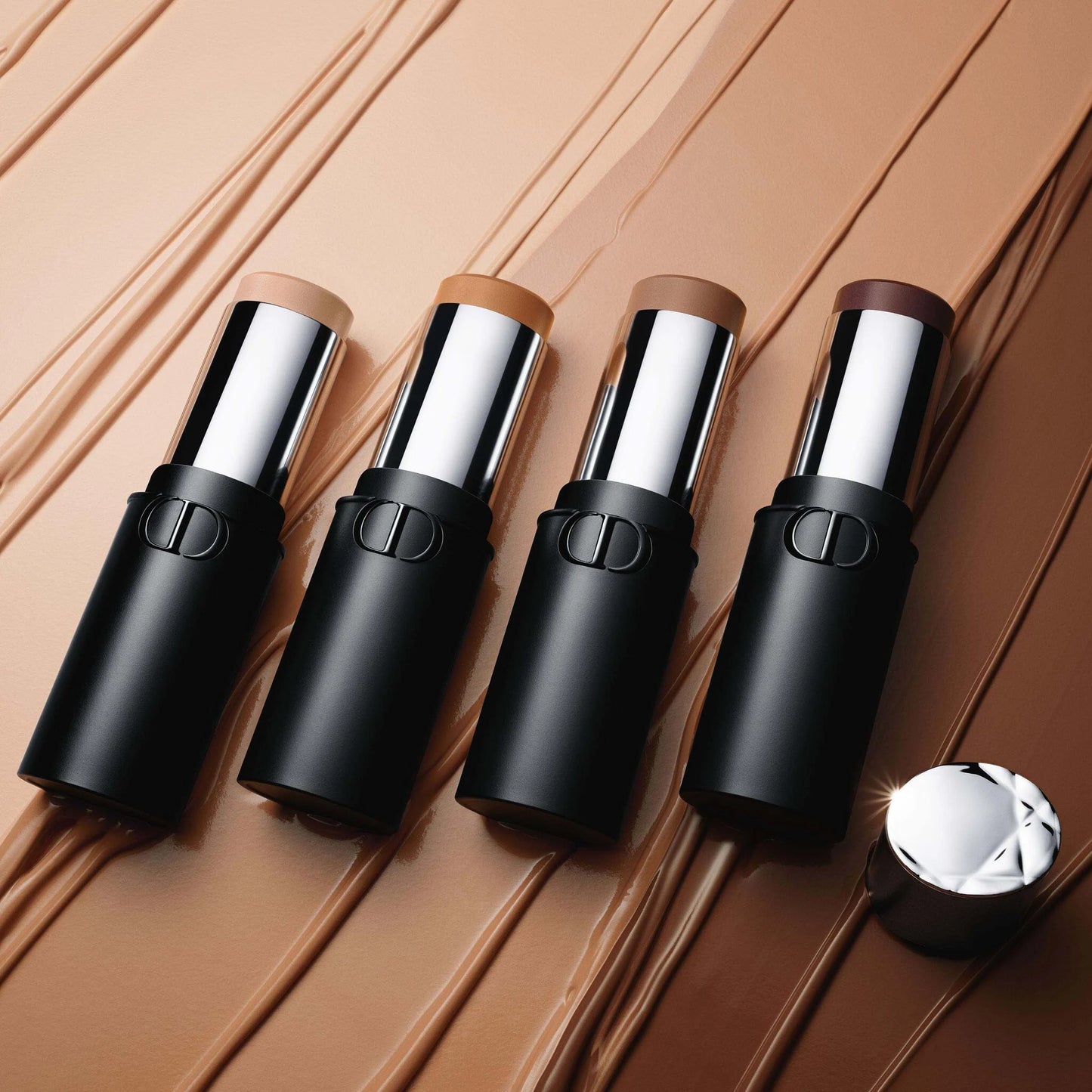 Dior Forever Skin Contour - Stick teint sculptant et bronzant